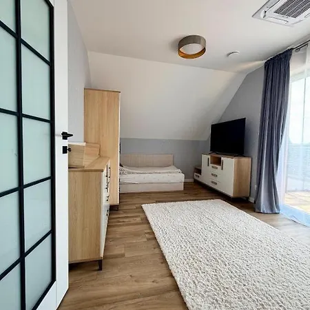 Ferienhaus Enklawa Dudki Dom Z Basenem I Sauna *